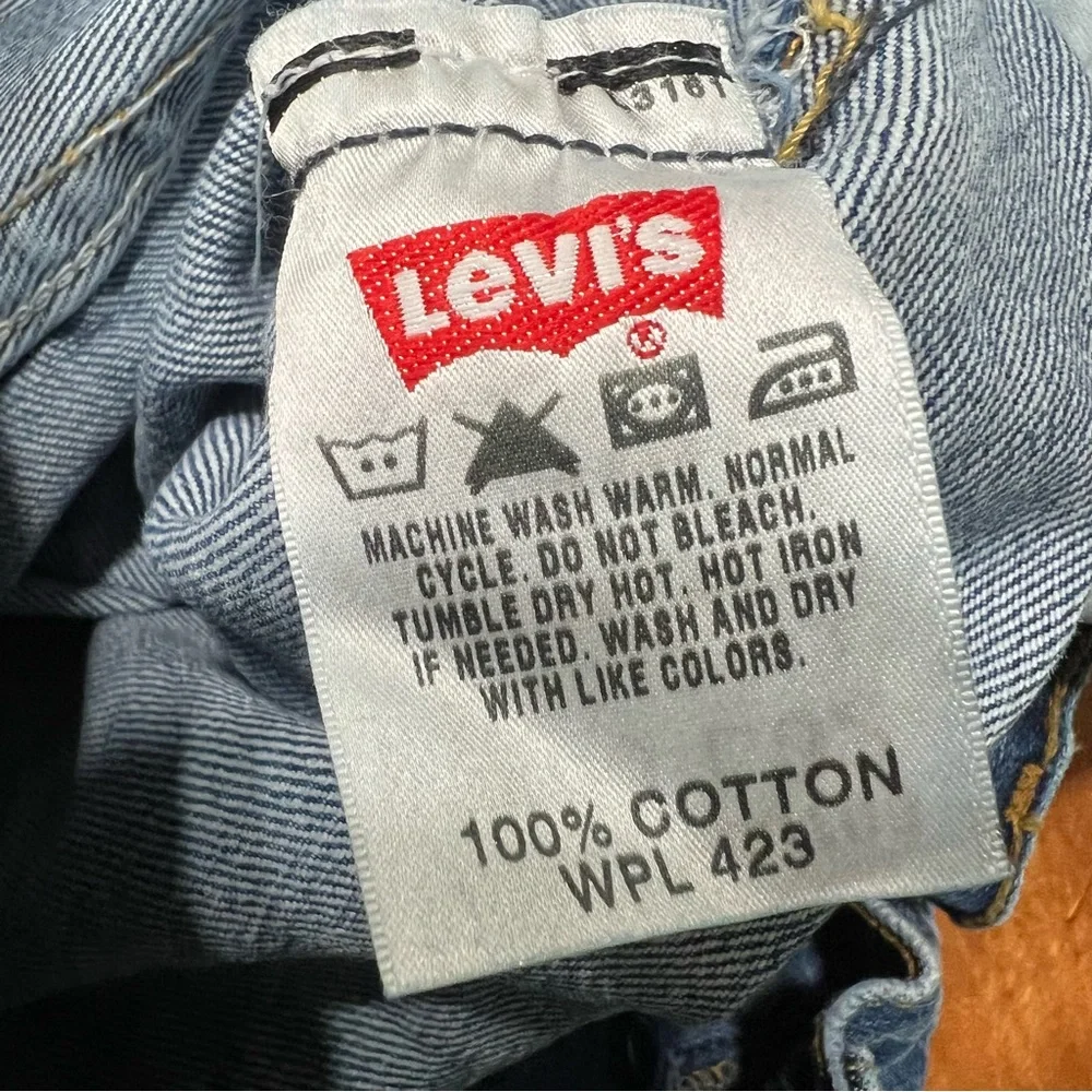 Vintage Levi's 501 Button Fly Blue Jeans 33x32 100% cotton 90s